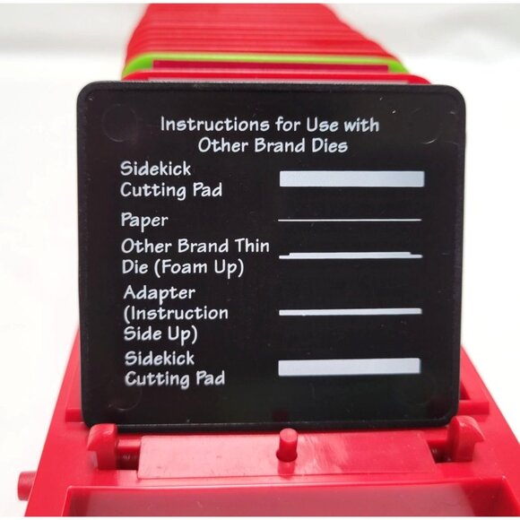 Sizzix Storage Case 2 5/8" x 2 3/8" Adapter 30 Picture Die Cutting Cartridges - Picture 3 of 12